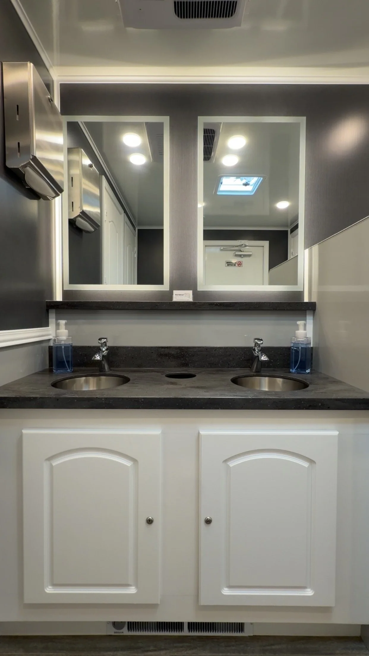 10-Stall Restroom verified view 4